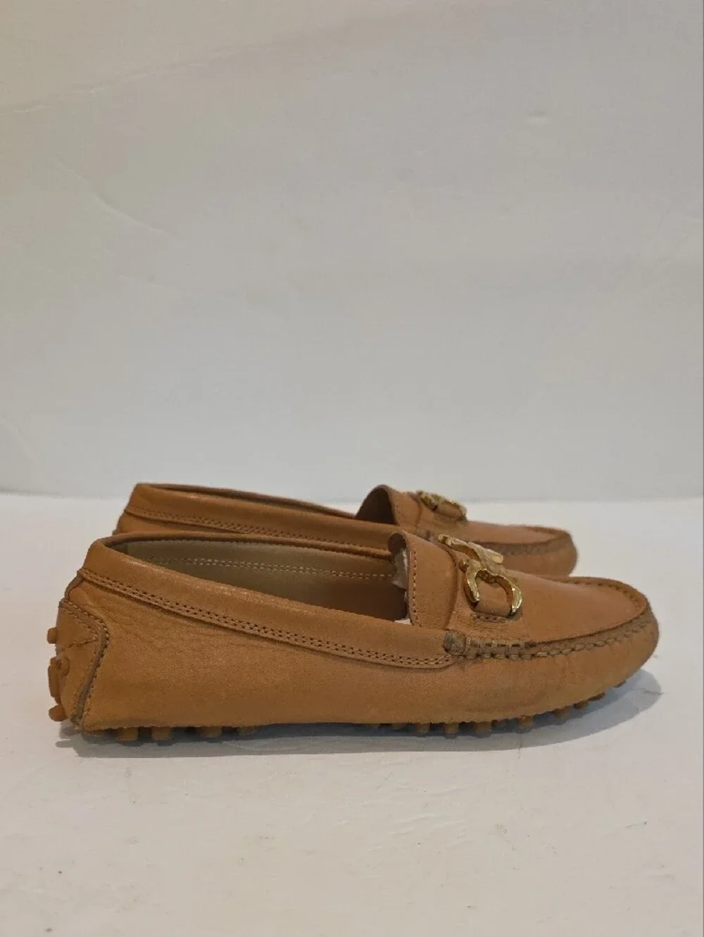 Ferragamo Tan Leather Driving Loafers with Gold Hardware Size 27